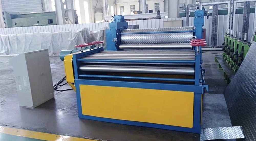 Stainless steel water pattern metal embossing machine